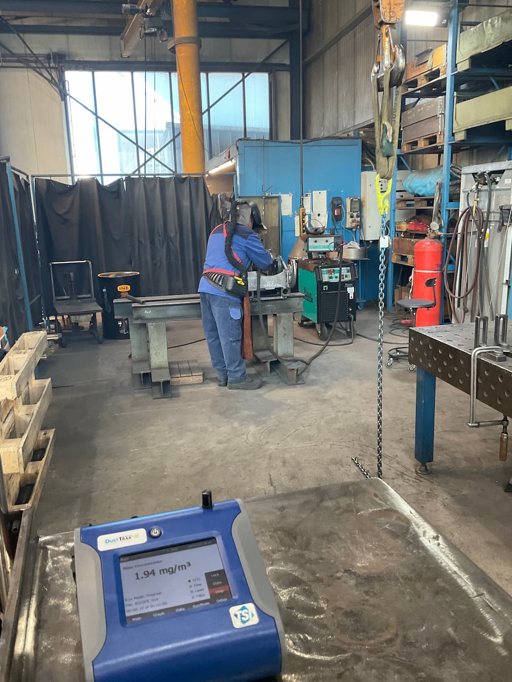 Hallenluftanalyse vor Ort