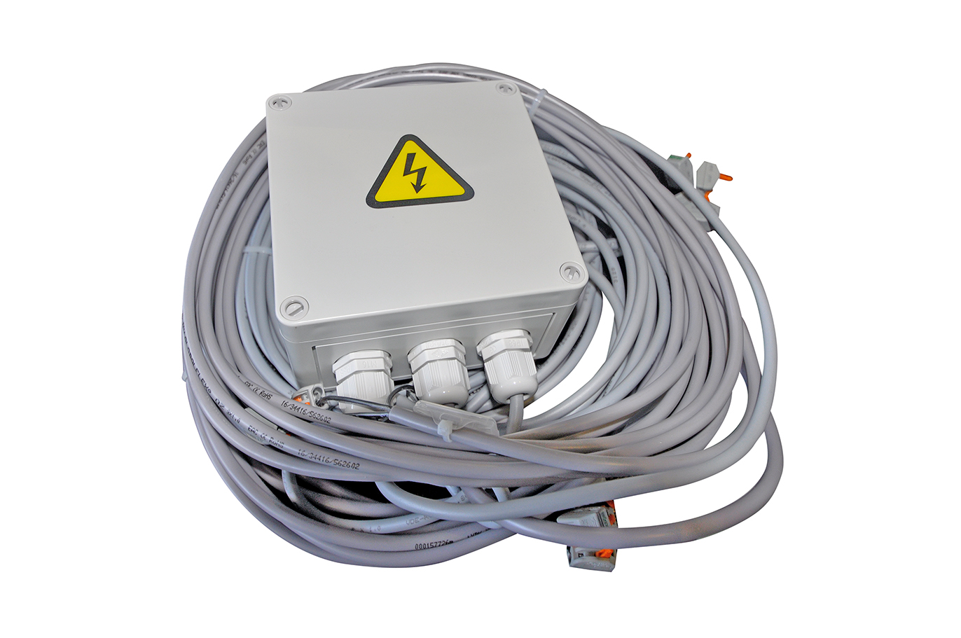 Master slave junction box for controlling a motor